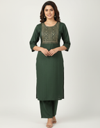 Women Emerald Green Kasida Embroidered Straight Kurta Set with Pant Size XL